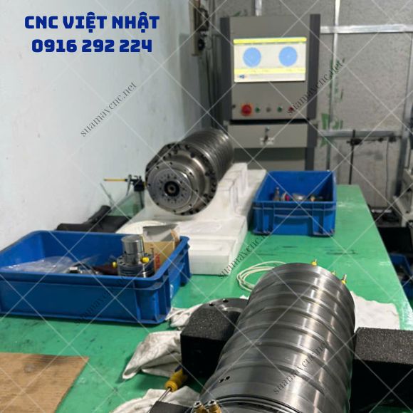 Cân bằng trục chính máy CNC
