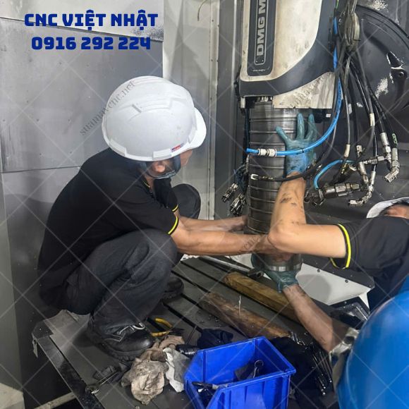 sửa trục chính
