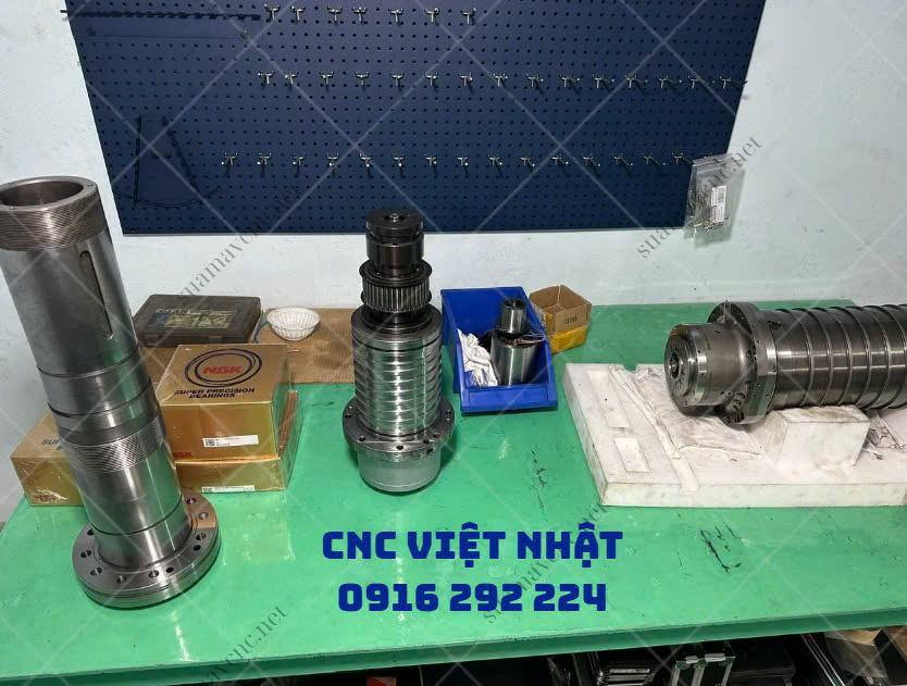 Thay vòng bi máy CNC